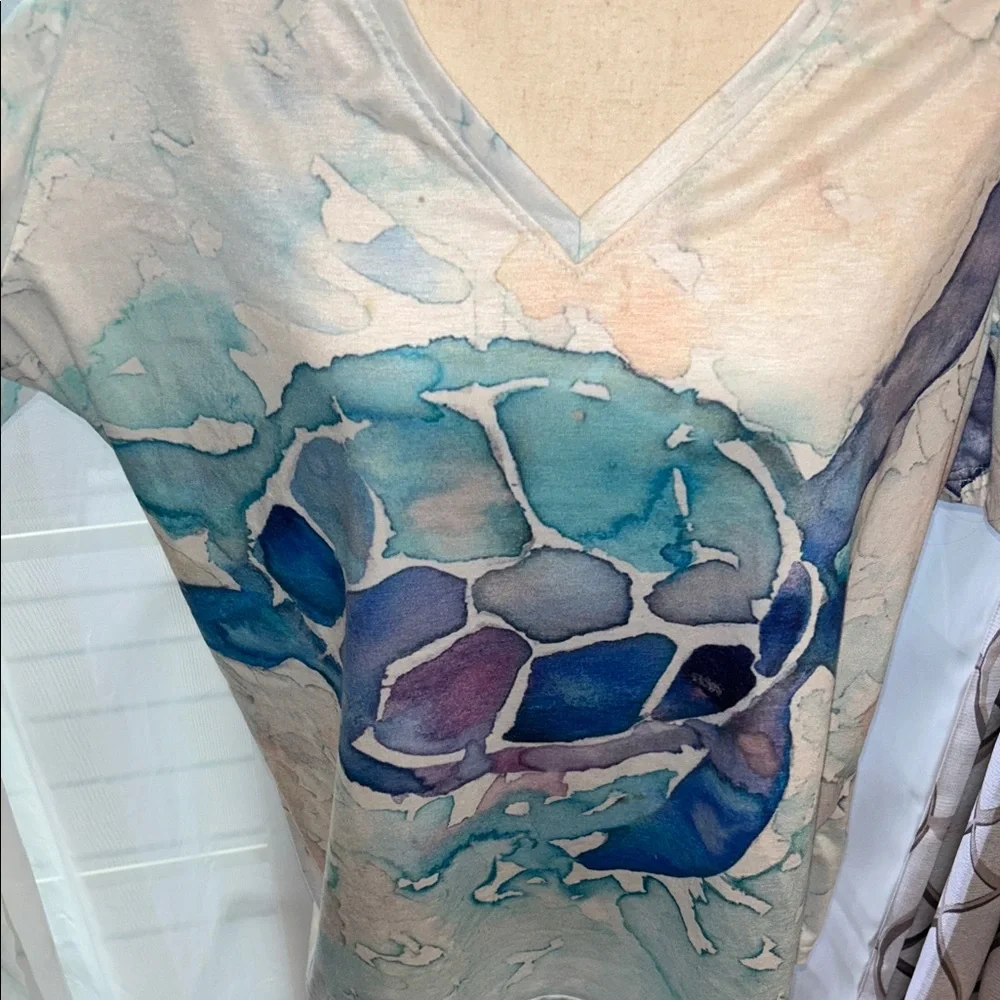 Womens Plus Size V-Neck T-Shirt with Turtle Design Size 3x - Picture 3 of 7